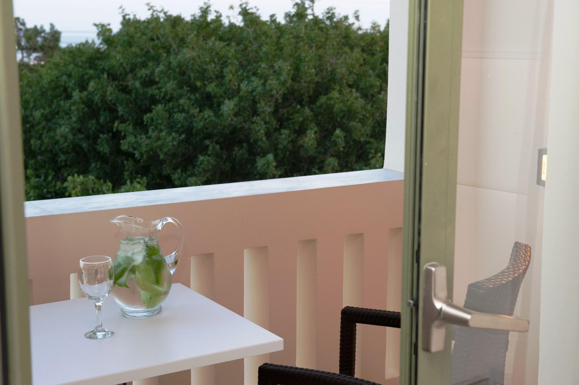 Aphrodite Samos Suites Marathokampos Exterior photo