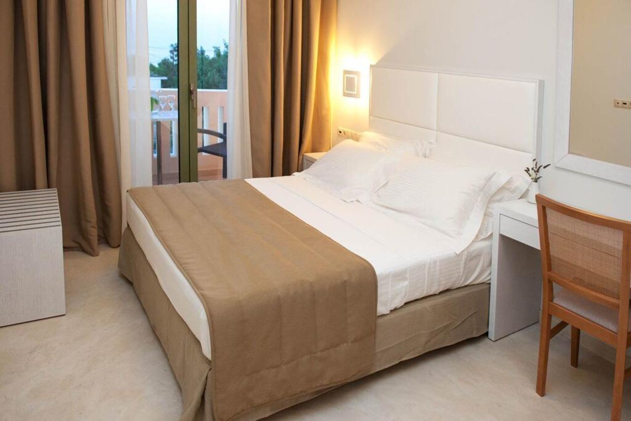 Aphrodite Samos Suites Marathokampos Exterior photo