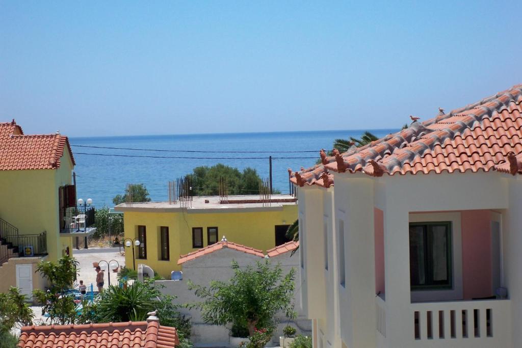Aphrodite Samos Suites Marathokampos Exterior photo